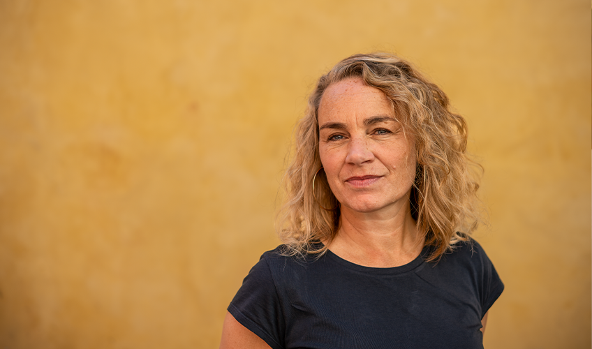 portræt af Kamilla Hega Holst