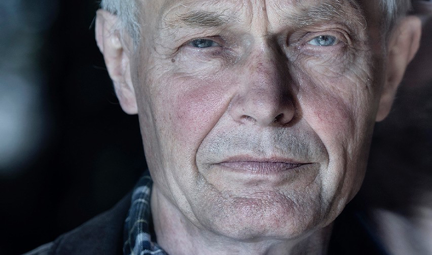 portræt af Peter Laugesen